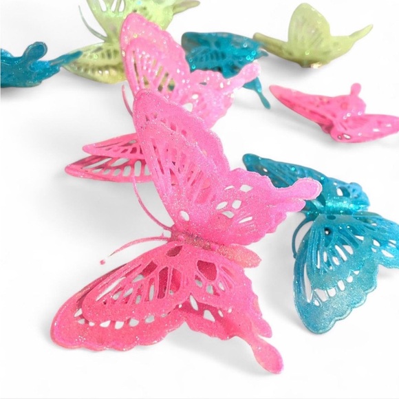 Set of 9 Colorful Sparkly Butterfly Clips - Picture 2 of 8